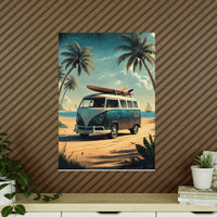 Retro Surfer VW Bully Poster - Strandurlaub und Abenteuer - Poster bei HappyHugPixels