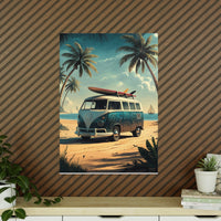 Retro Surfer VW Bully Poster - Strandurlaub und Abenteuer - Poster bei HappyHugPixels