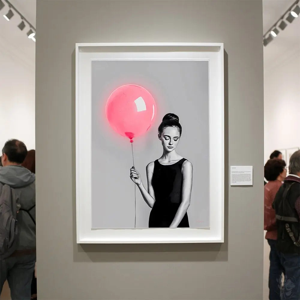 Kunstposter Zeichnung - Elegante Frau mit Ballon - Photopapier - Poster bei HappyHugPixels