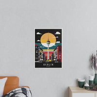 Berlin Poster Fernsehturm – Minimalistisches Travelposter von Berlin - Poster bei HappyHugPixels