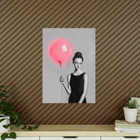 Kunstposter Zeichnung - Elegante Frau mit Ballon - Photopapier - Poster bei HappyHugPixels