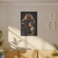 Leinwandbild Mädchen & Bison - Hugging Little Girl Animals - Canvas bei HappyHugPixels