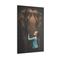 Leinwandbild Mädchen & Elefant - Hugging Little Girl Animals - Canvas bei HappyHugPixels