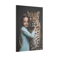 Leinwandbild Mädchen & Leopard - Hugging Little Girl Animals - Canvas bei HappyHugPixels