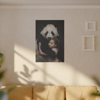 Leinwandbild Mädchen & Panda - Hugging Little Girl Animals - Canvas bei HappyHugPixels