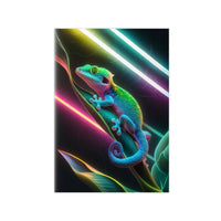 Neon Gecko Kunstposter – Farbintensives Wandbild - Poster bei HappyHugPixels