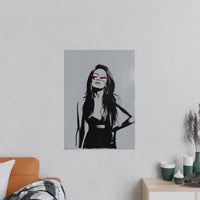 Street Art Kunstposter - Frau mit Rosa Sonnenbrille - Photopaper - Poster bei HappyHugPixels