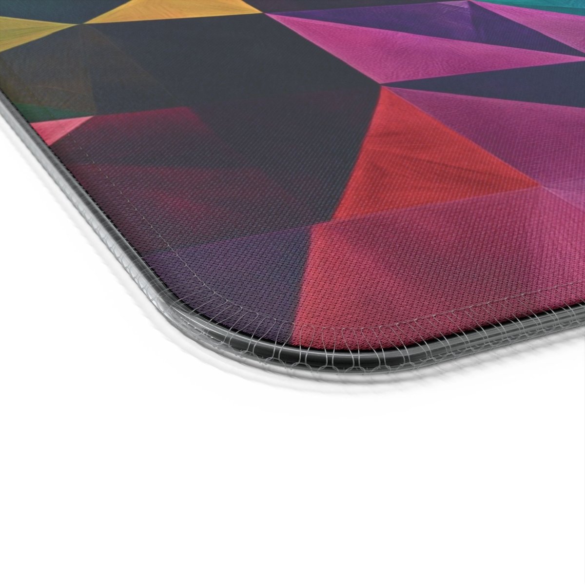 XXL Gaming Mauspad Color Triangle - Design - LED, Wireless Charging - Mousepad bei HappyHugPixels