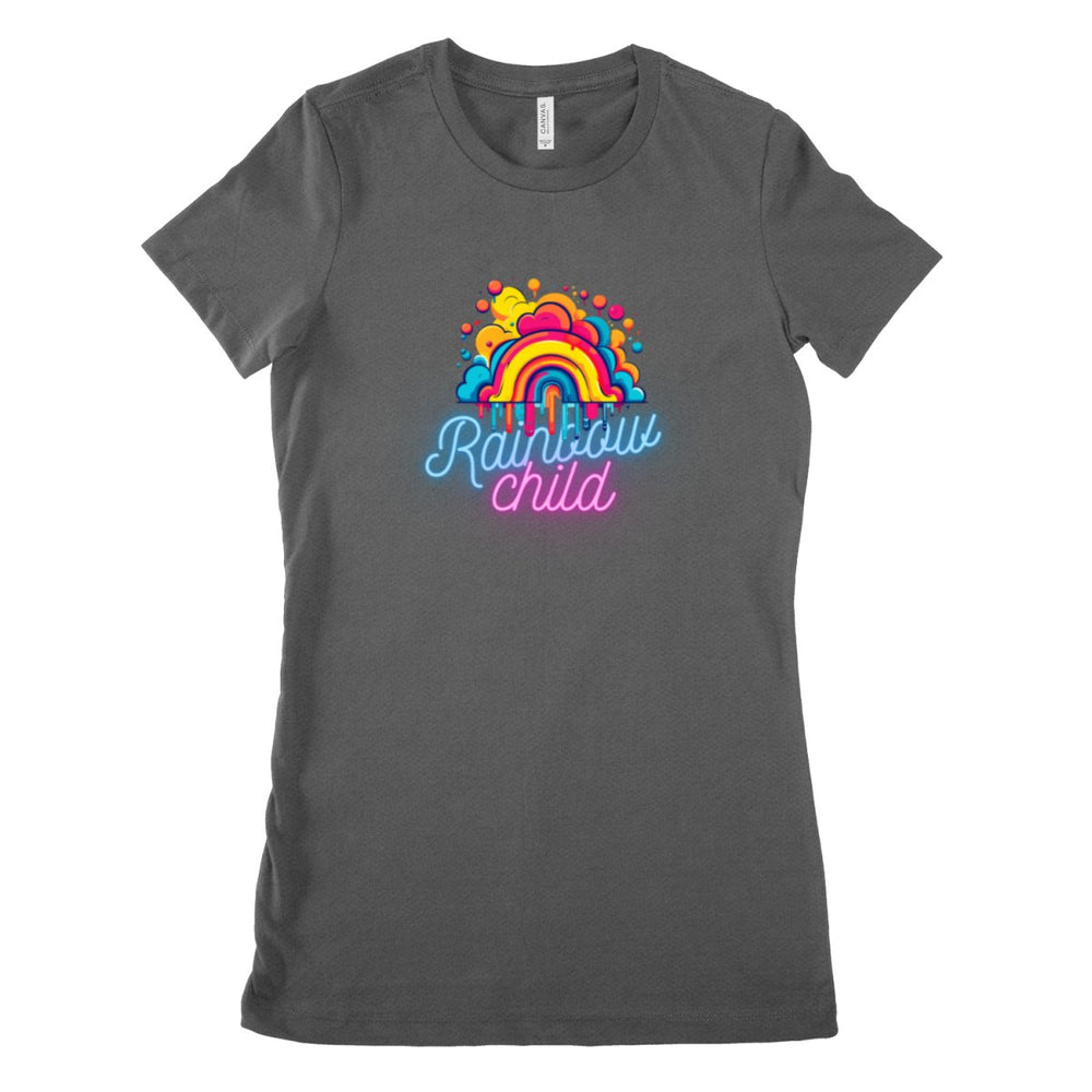 Farbenfrohes 'Rainbow Child' T-Shirt für Damen - Gildan Softstyle® 64000L - HappyHugPixels
