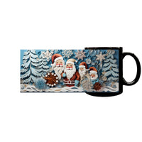 Weihnachtsmänner in Schneelandschaft Tasse – 330ml – Winterliches Design – Spülmaschinenfest - bei HappyHugPixels